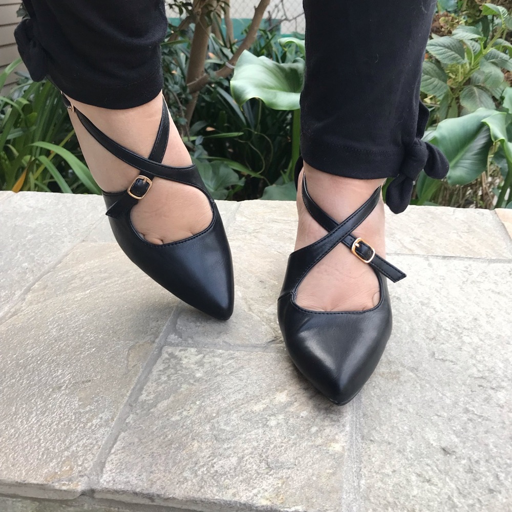 New Criss Cross Buckle Heels - Picture 5 of 11